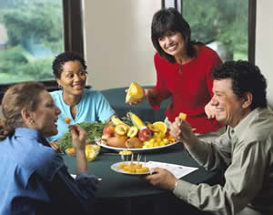 Friends eating a healthy meal